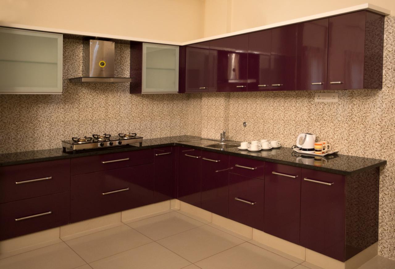 Benaka Suites Бангалор Екстериор снимка
